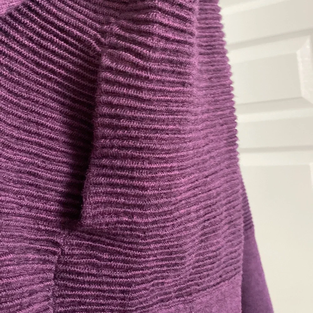Lululemon Sit In Lotus Wrap II Size 2